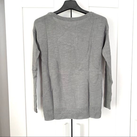 Women’s Sweatshirt Small - Picture 2 of 4